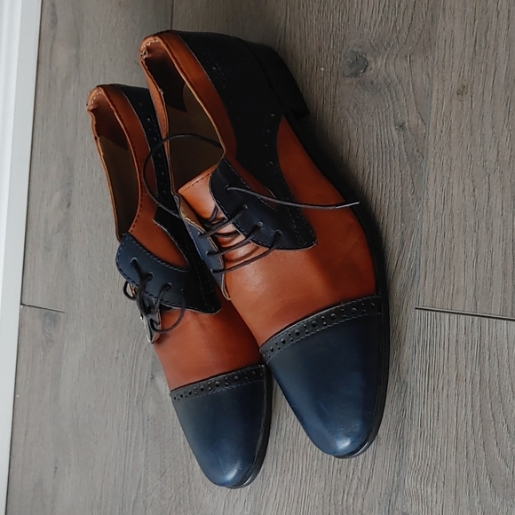 Navy and brown Derby's shoes - Picture 1 of 4